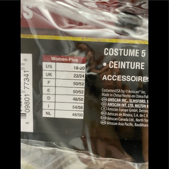 Queen Of The Nile Halloween Costume Party 18/20 - Picture 3 of 4